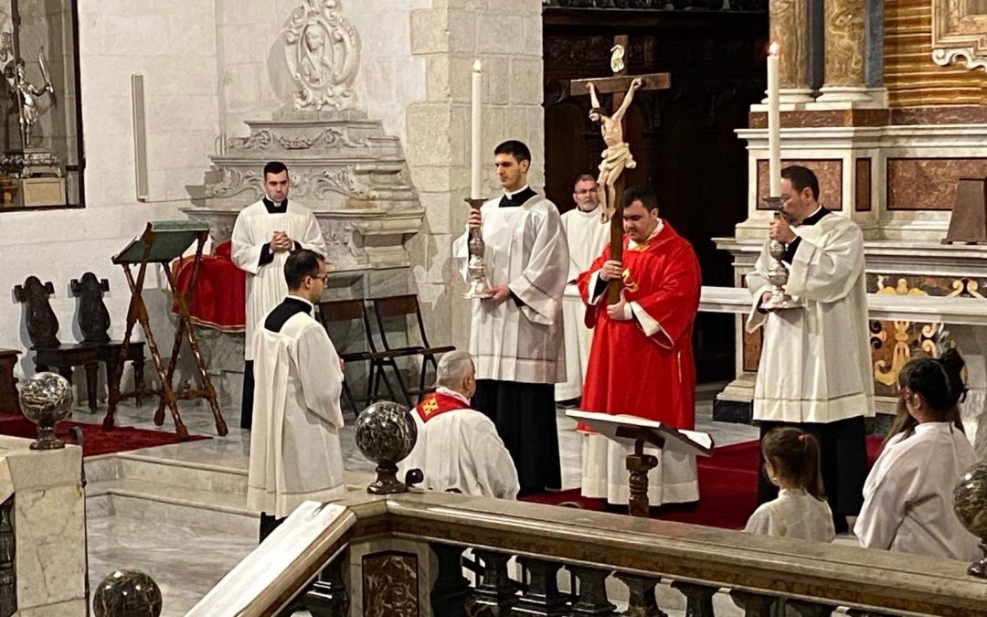 Venerdi Santo: celebrata in cattedrale l’Azione Liturgica presieduta dall’arcivescovo Gian Franco