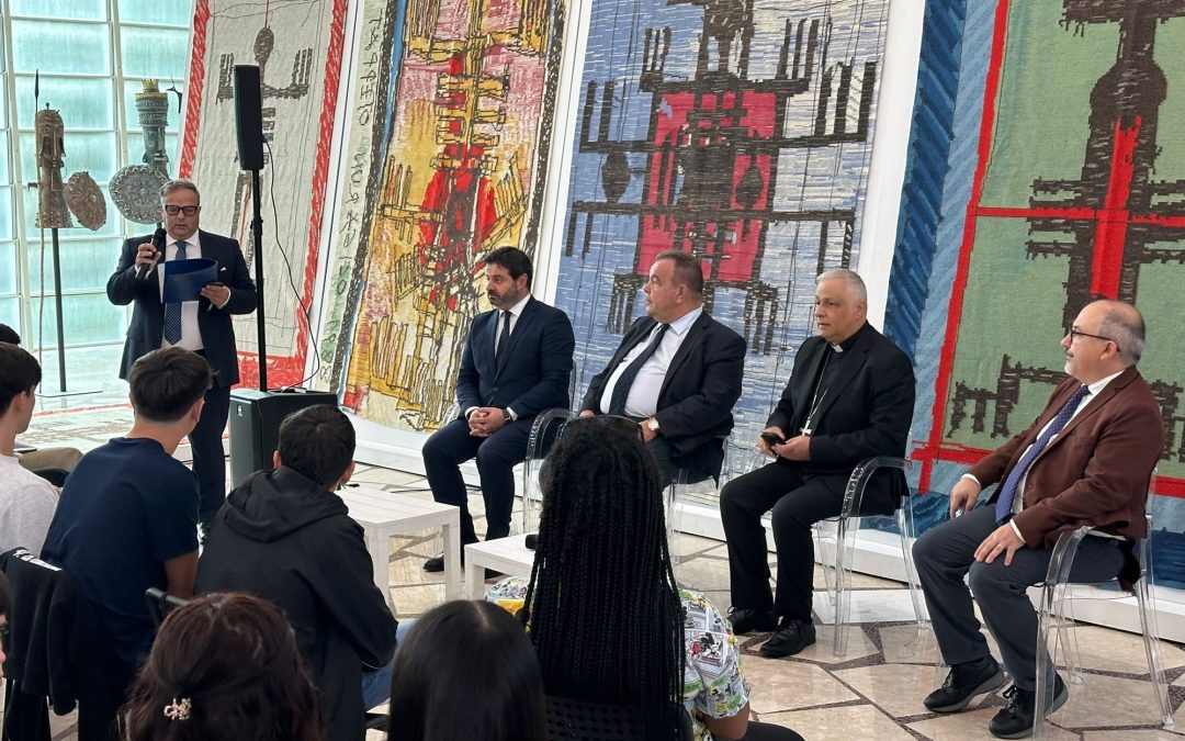 Notte europea dei ricercatori 2024: la cerimonia di inaugurazione alla presenza dell’Arcivescovo Gian Franco Saba