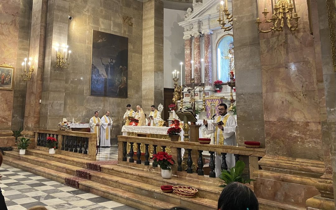 Visita pastorale nelle parrocchie della città di Sassari. Novena del Santo Natale nella parrocchia di San Giuseppe con la partecipazione dei Responsabili degli Uffici di Curia e degli Uffici Pastorali   Diocesani, insieme ai membri     delle Équipe e delle Commissioni