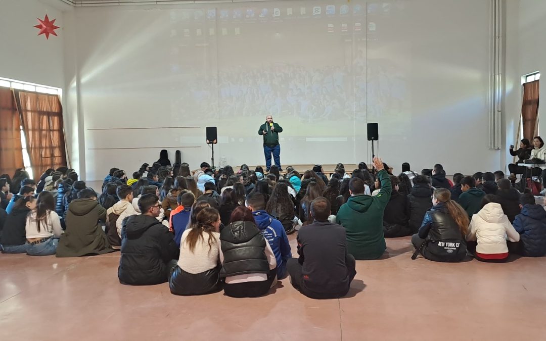 Adolescenti in cammino verso il Giubileo: coraggio, fede e condivisione