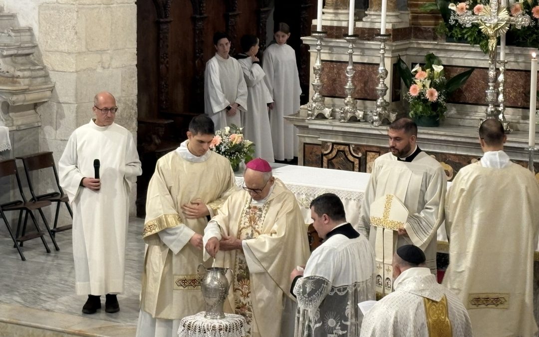 Giovedì Santo – Messa Crismale nella Cattedrale di San Nicola