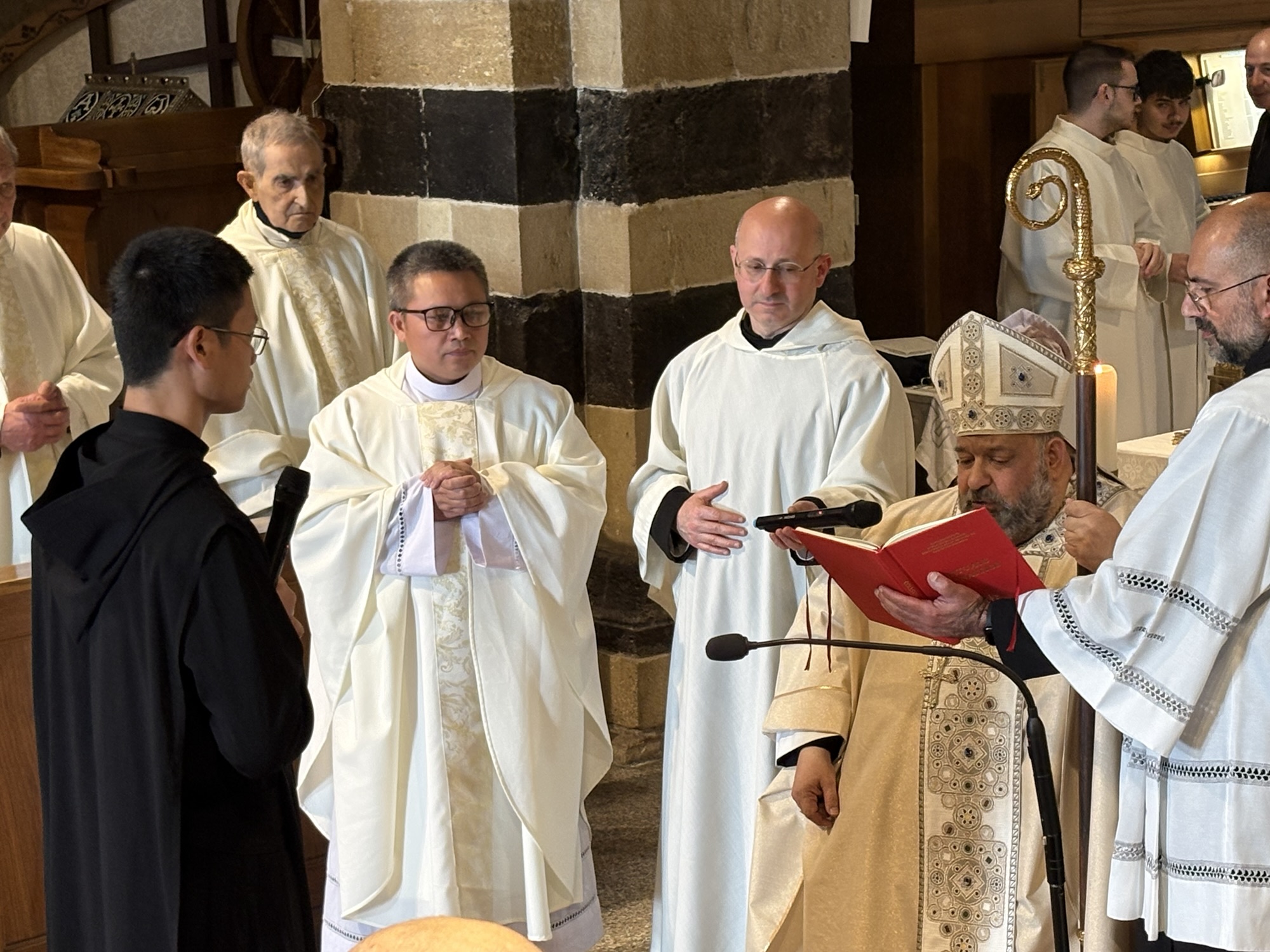 Consacrazione monastica di D. Alberto Đào Anh Tuyến