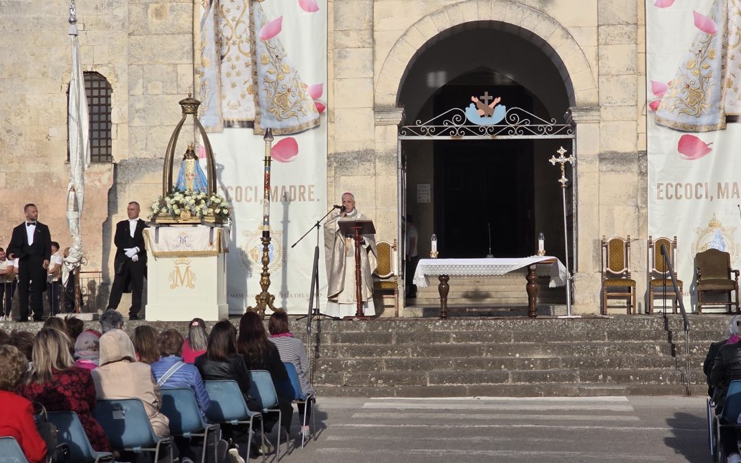 Mese Mariano: a San Pietro in Silki la celebrazione di apertura presieduta dall’Arcivescovo